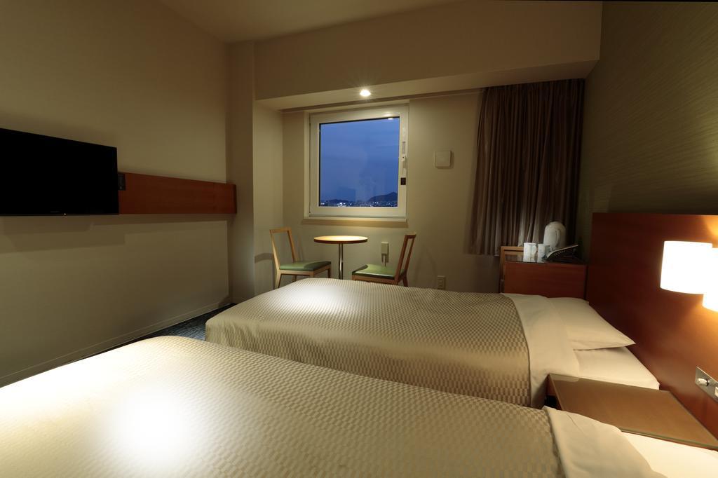 Candeo Hotels Fukuyama Bagian luar foto