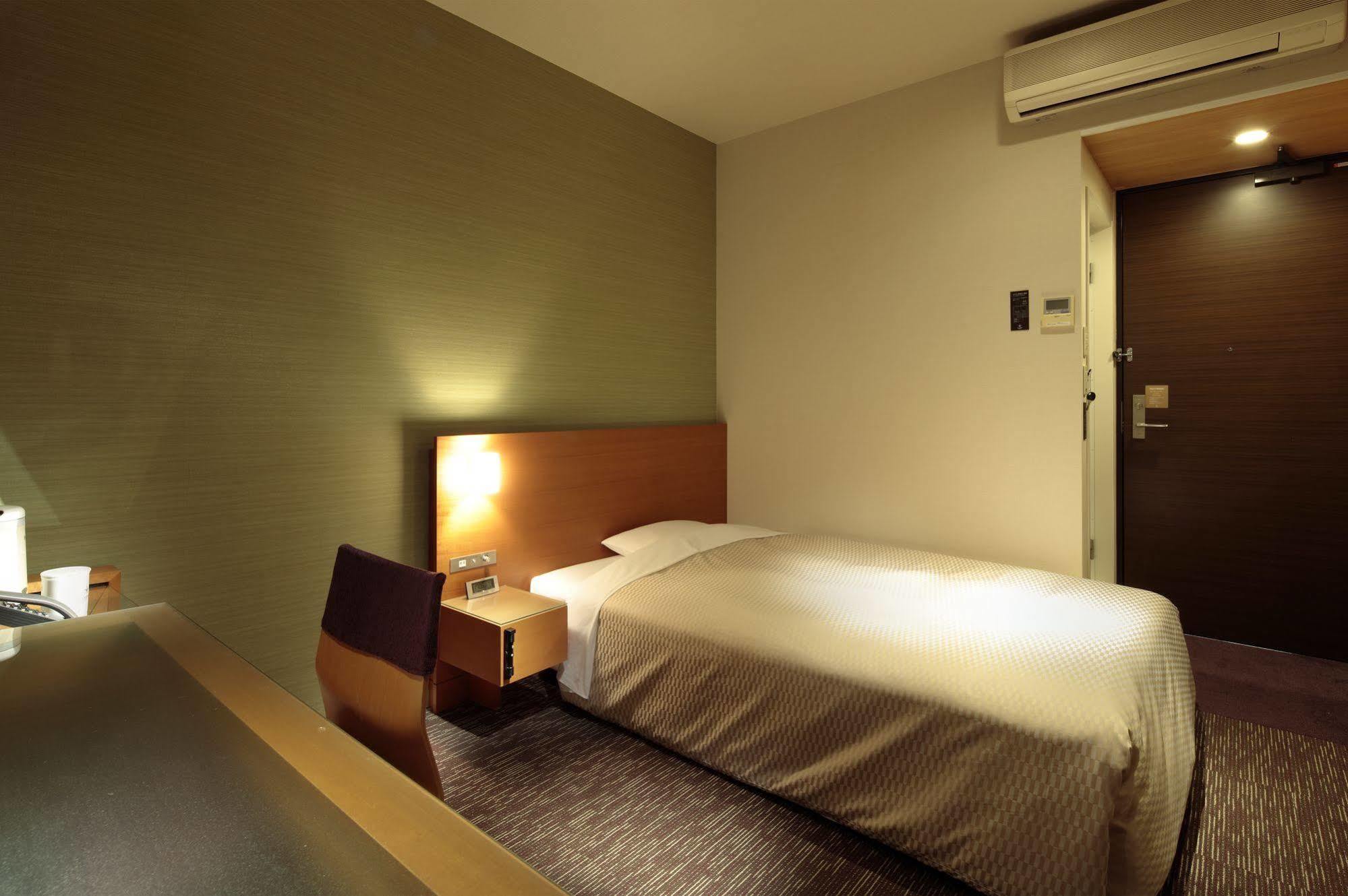 Candeo Hotels Fukuyama Bagian luar foto