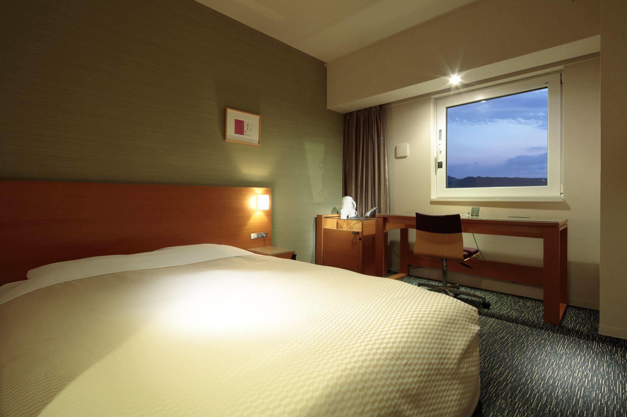 Candeo Hotels Fukuyama Bagian luar foto